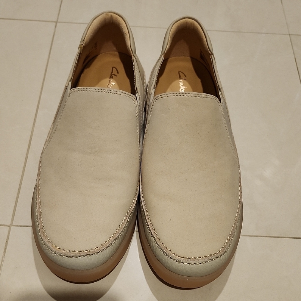 Clarks Women Hidi Alice Cushion Plus Beige Leather Slip-On Size 8.5